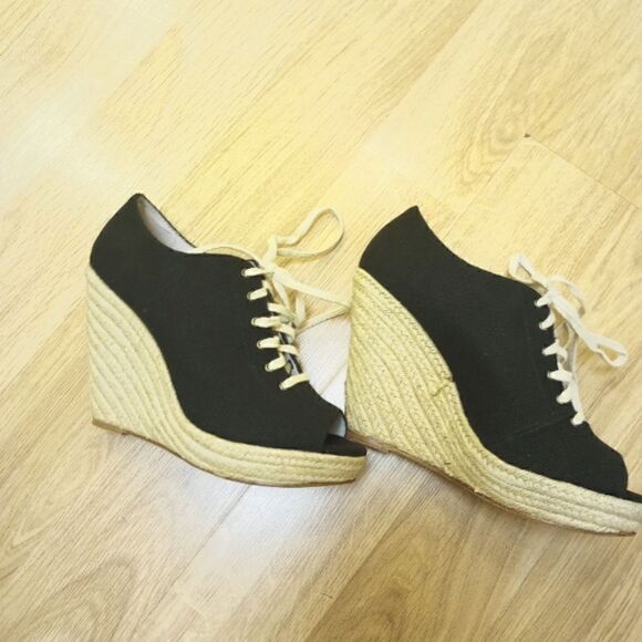 - Steve Madden canvas lace up wedge espadrilles - Picture 12 of 12